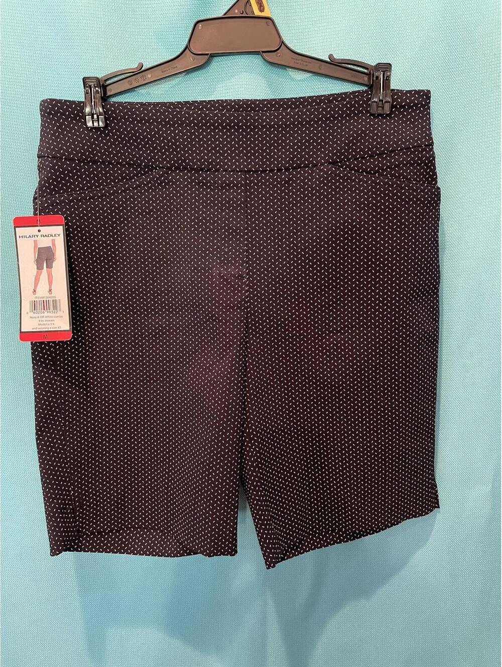 Hilary Radley Navy & White Combo 9 in. Inseam Shorts, Size M